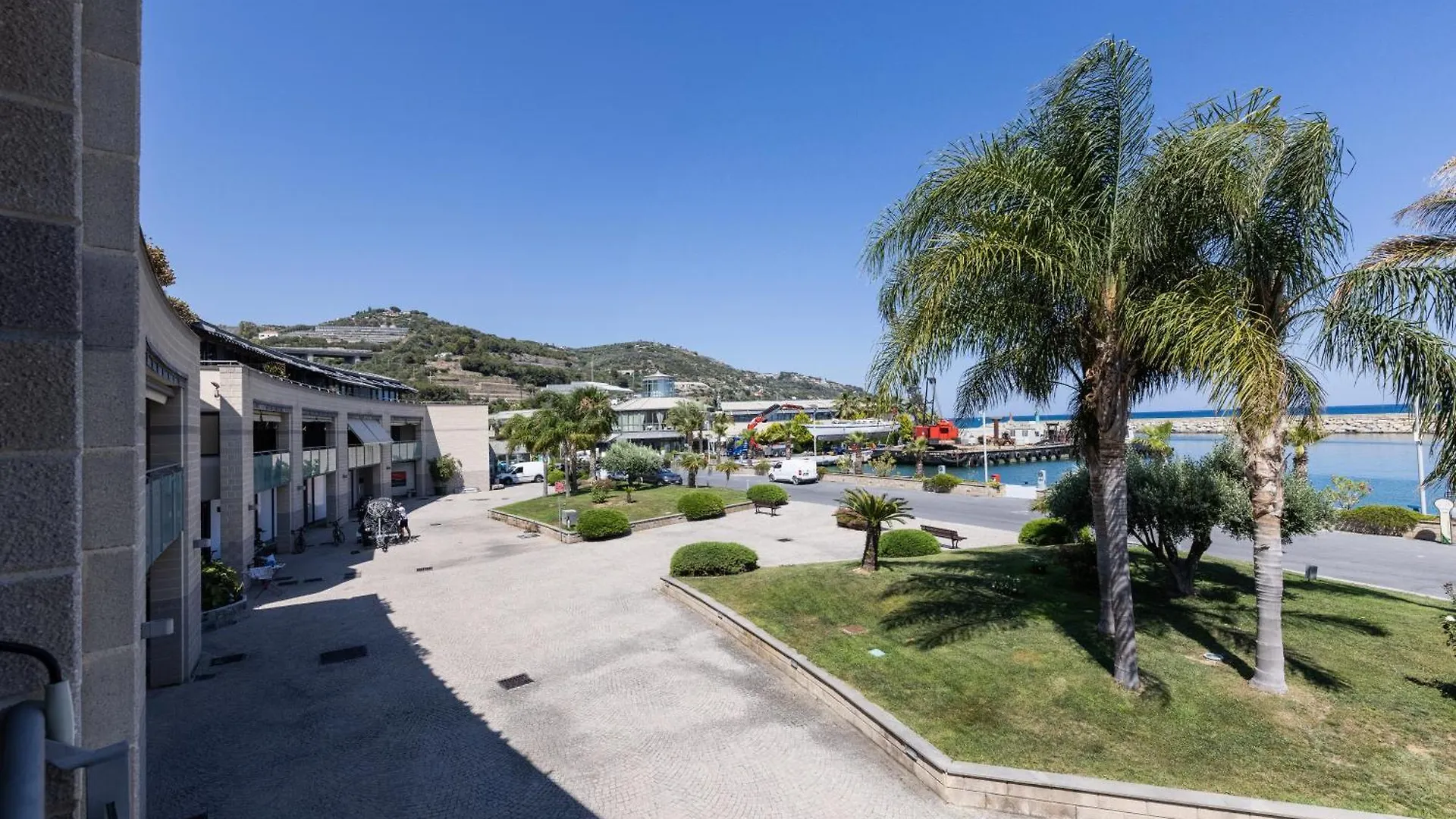 Apartment Meraki Home - 30 M Dal Mare, Vista Mare, Wifi E Parcheggio Coperto Gratuito - Appartamento A San Lorenzo Al Mare Italien